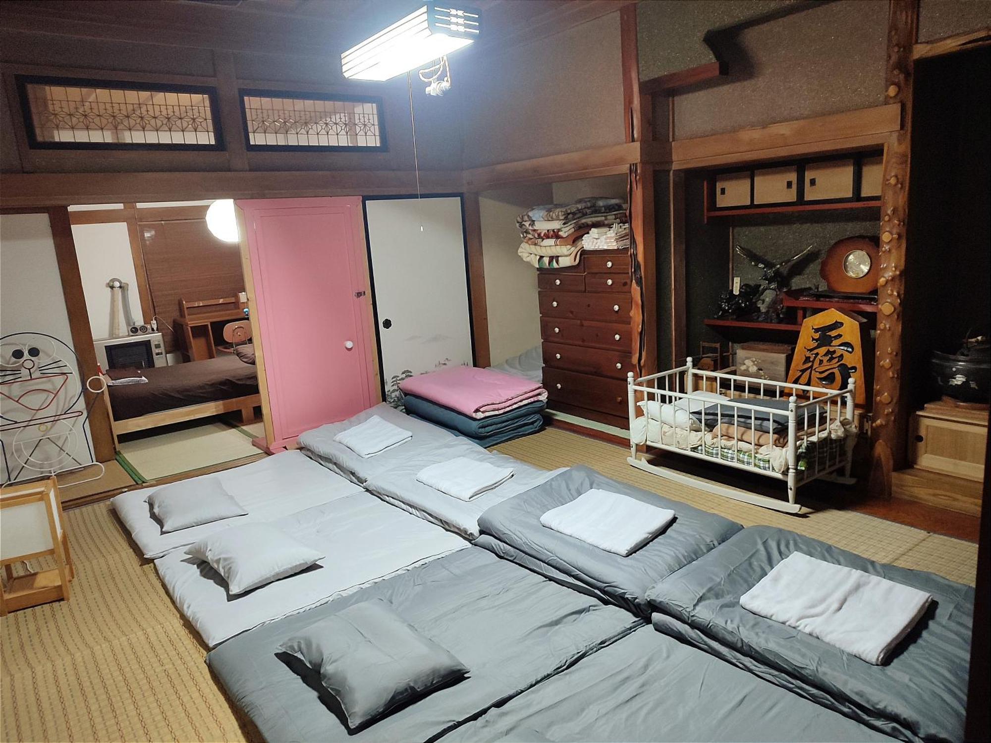 お花畑まで5分ー最大10人ーご家族にお勧めの古民家民泊ーオモテナシロッジ悠遊 Country house